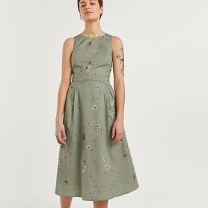 Sleeveless Open Back Fit & Flare Printed Midi Dress Size 2X